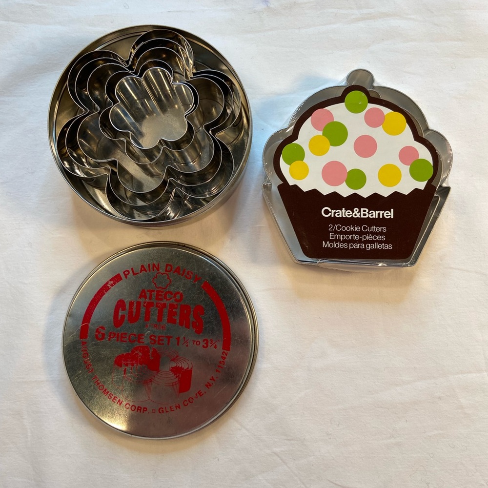 Cookie Cutters.‎ Cupcake and Flowers 7 total